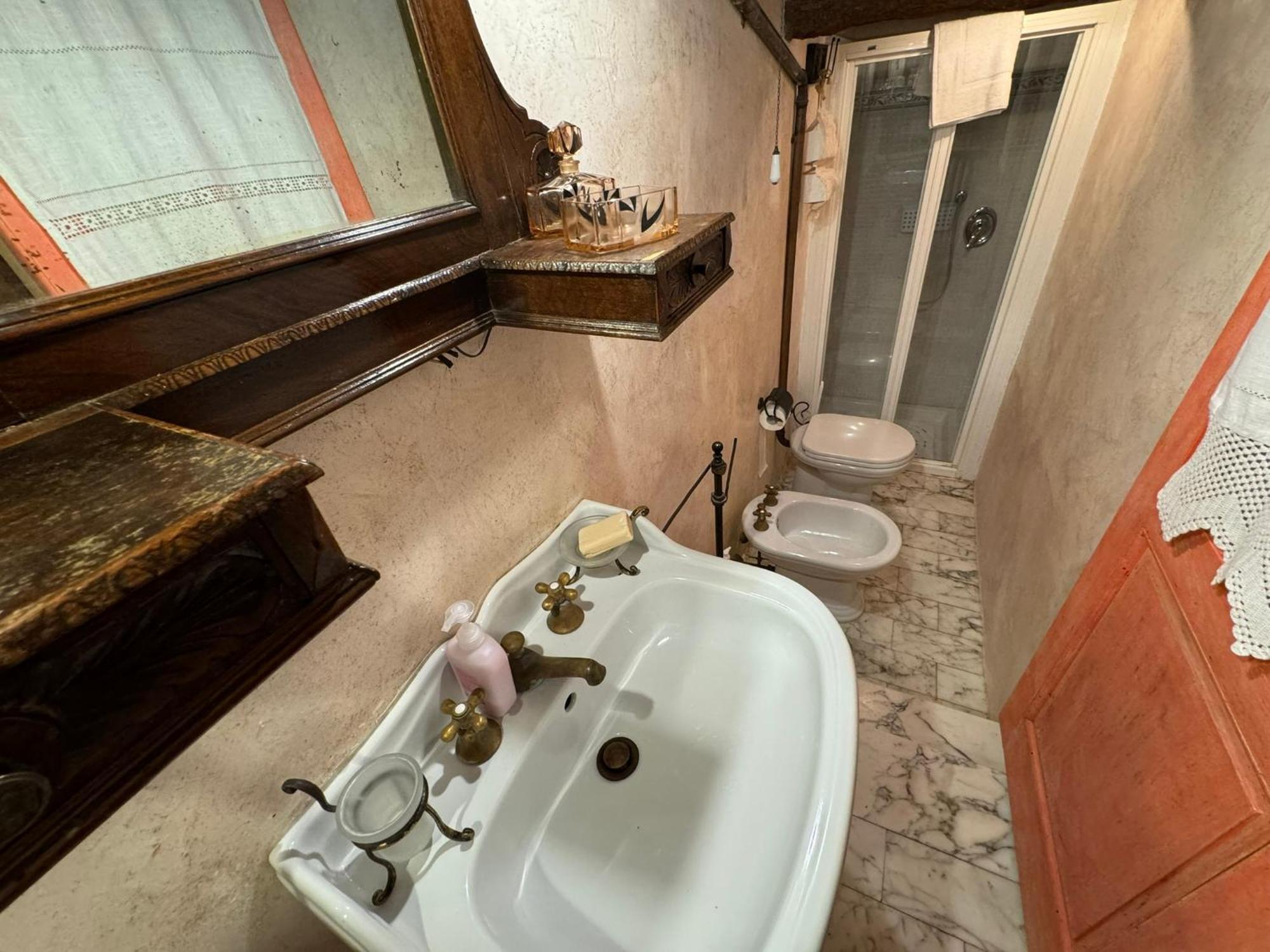 Casa Giulia, Il Gioiello Del Borgo Apartment Certaldo Luaran gambar