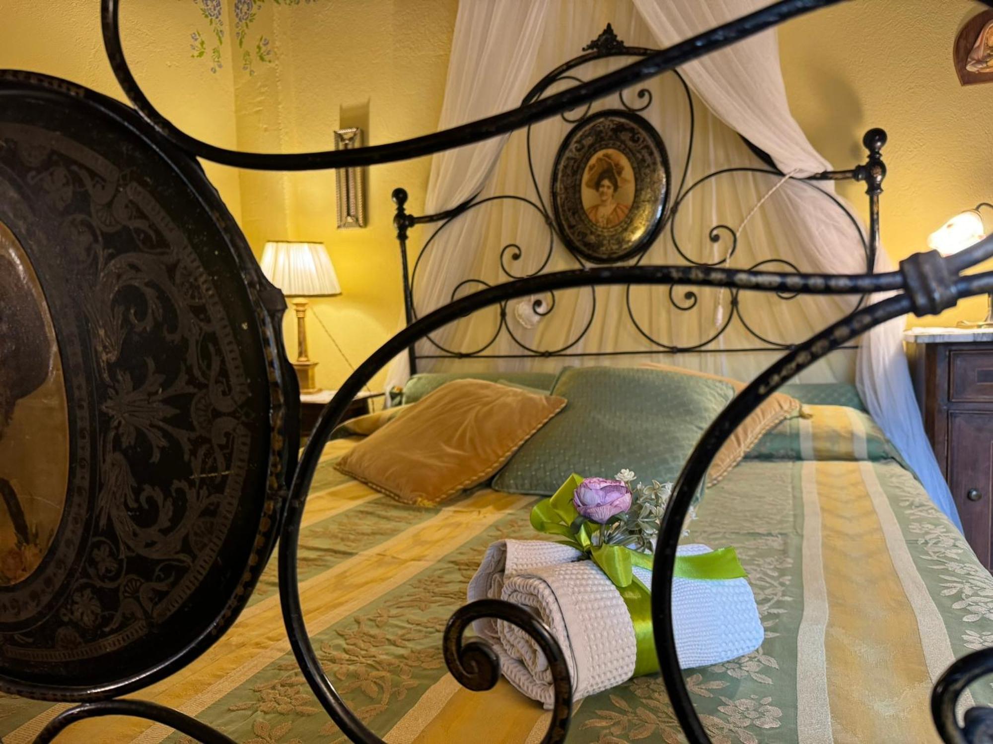 Casa Giulia, Il Gioiello Del Borgo Apartment Certaldo Luaran gambar