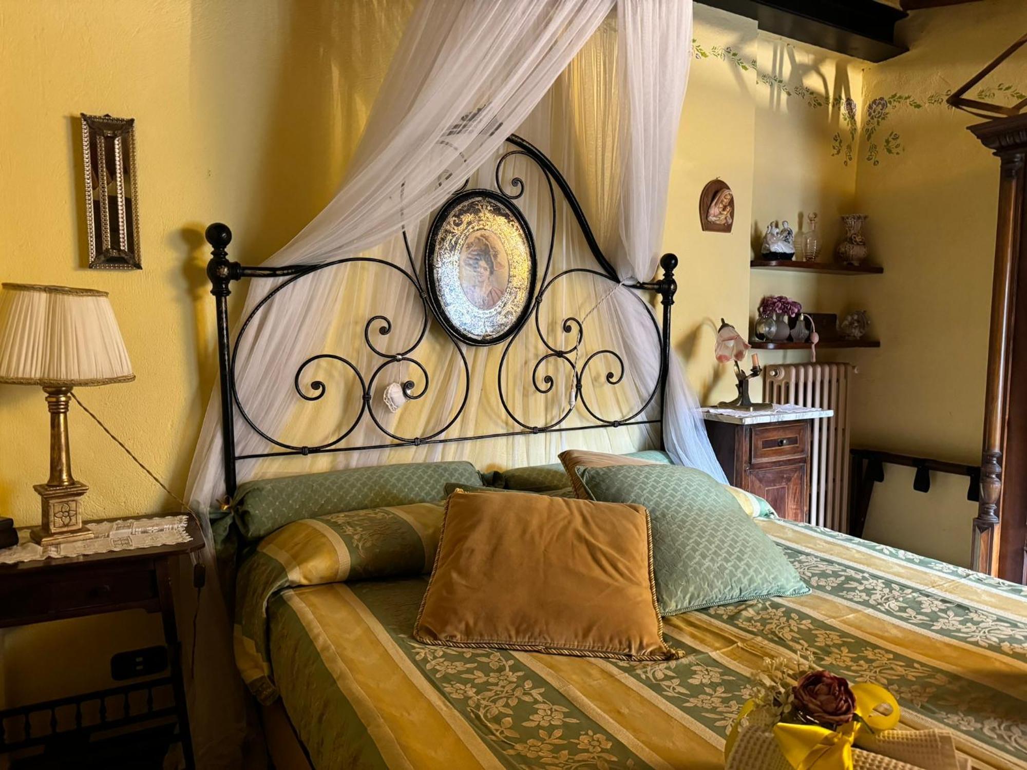 Casa Giulia, Il Gioiello Del Borgo Apartment Certaldo Luaran gambar